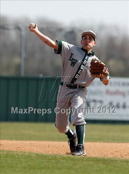 Thumbnail 3 in Farmersville vs Lake Worth (Ferris Tournament) photogallery.