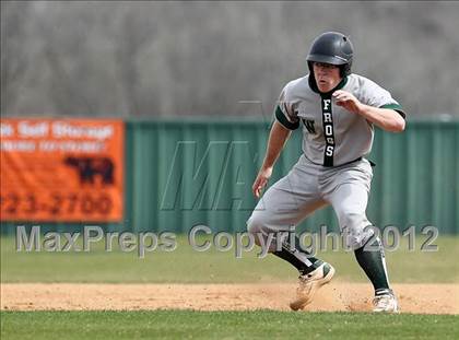Thumbnail 3 in Farmersville vs Lake Worth (Ferris Tournament) photogallery.