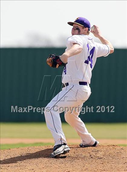 Thumbnail 1 in Farmersville vs Lake Worth (Ferris Tournament) photogallery.