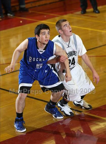 Thumbnail 2 in Rocklin vs. West Valley (MaxPreps Holiday Classic) photogallery.