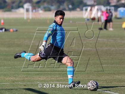 Thumbnail 2 in Cathedral (Los Angeles) vs. Loyola (20th Annual SoCal Classic) photogallery.