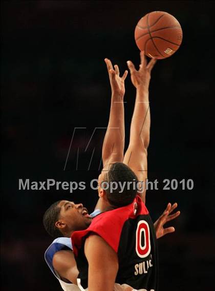 Thumbnail 2 in 2010 Jordan Brand Classic @ Madison Square Garden photogallery.