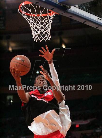 Thumbnail 3 in 2010 Jordan Brand Classic @ Madison Square Garden photogallery.
