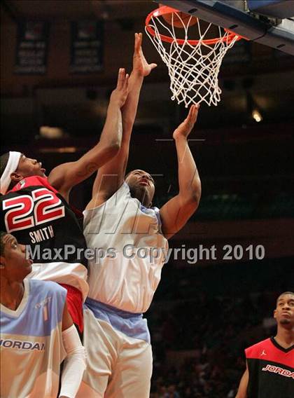 Thumbnail 3 in 2010 Jordan Brand Classic @ Madison Square Garden photogallery.