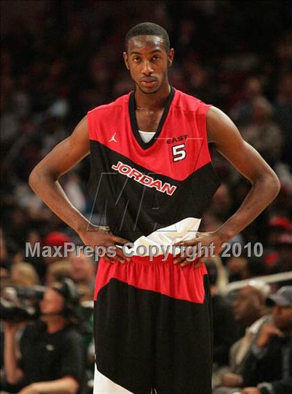 Thumbnail 2 in 2010 Jordan Brand Classic @ Madison Square Garden photogallery.