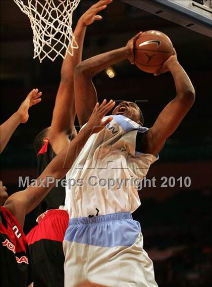 Thumbnail 3 in 2010 Jordan Brand Classic @ Madison Square Garden photogallery.