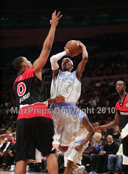 Thumbnail 2 in 2010 Jordan Brand Classic @ Madison Square Garden photogallery.