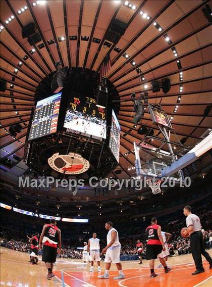 Thumbnail 3 in 2010 Jordan Brand Classic @ Madison Square Garden photogallery.