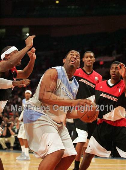 Thumbnail 2 in 2010 Jordan Brand Classic @ Madison Square Garden photogallery.
