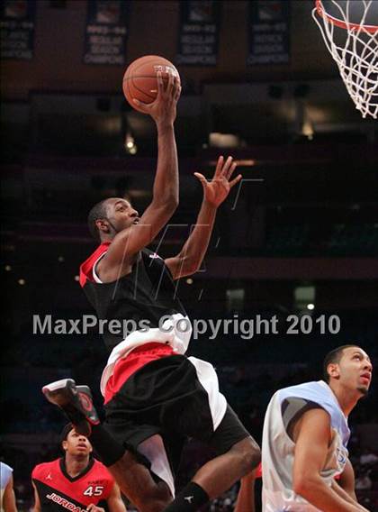 Thumbnail 2 in 2010 Jordan Brand Classic @ Madison Square Garden photogallery.