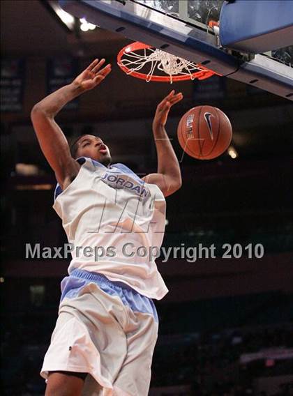 Thumbnail 2 in 2010 Jordan Brand Classic @ Madison Square Garden photogallery.