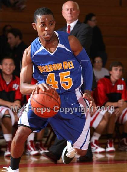 Thumbnail 3 in Verbum Dei @ Redondo (Seahawk Classic) photogallery.