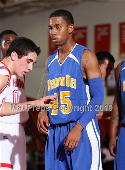 Thumbnail 3 in Verbum Dei @ Redondo (Seahawk Classic) photogallery.