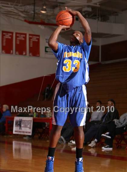 Thumbnail 3 in Verbum Dei @ Redondo (Seahawk Classic) photogallery.