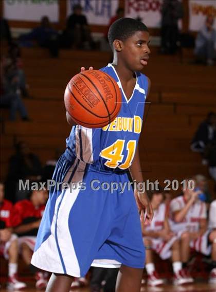Thumbnail 1 in Verbum Dei @ Redondo (Seahawk Classic) photogallery.