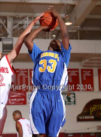 Thumbnail 1 in Verbum Dei @ Redondo (Seahawk Classic) photogallery.