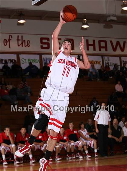 Thumbnail 1 in Verbum Dei @ Redondo (Seahawk Classic) photogallery.
