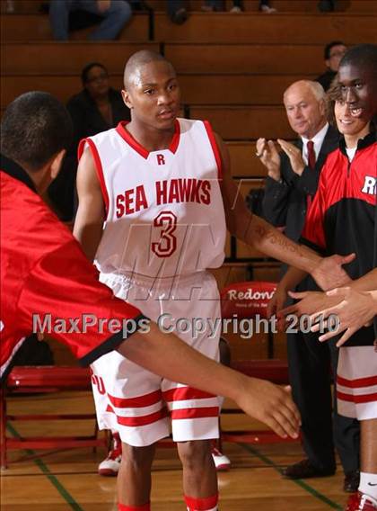 Thumbnail 1 in Verbum Dei @ Redondo (Seahawk Classic) photogallery.