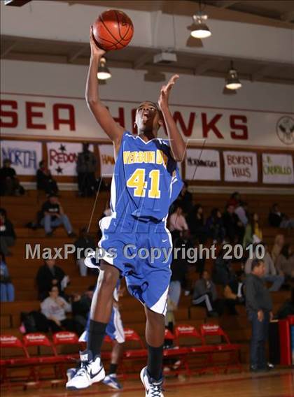 Thumbnail 3 in Verbum Dei @ Redondo (Seahawk Classic) photogallery.