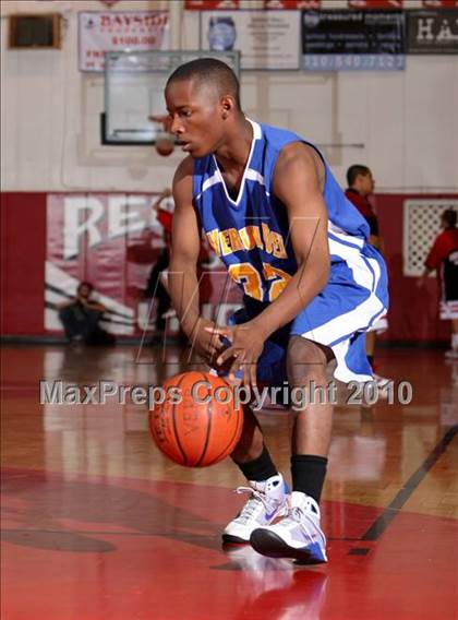 Thumbnail 2 in Verbum Dei @ Redondo (Seahawk Classic) photogallery.