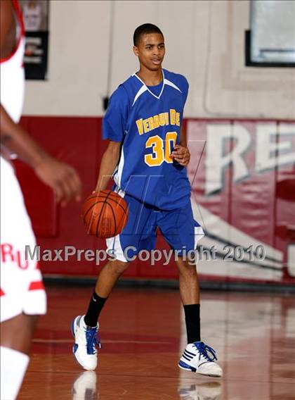 Thumbnail 3 in Verbum Dei @ Redondo (Seahawk Classic) photogallery.