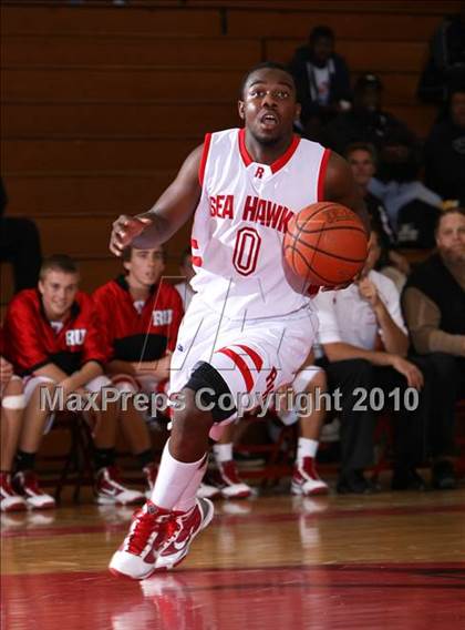 Thumbnail 3 in Verbum Dei @ Redondo (Seahawk Classic) photogallery.