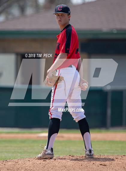 Thumbnail 2 in Servite vs. American Fork photogallery.