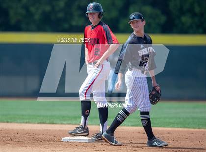 Thumbnail 2 in Servite vs. American Fork photogallery.
