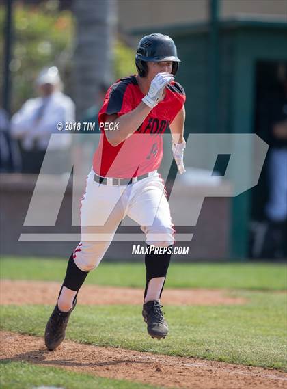 Thumbnail 2 in Servite vs. American Fork photogallery.
