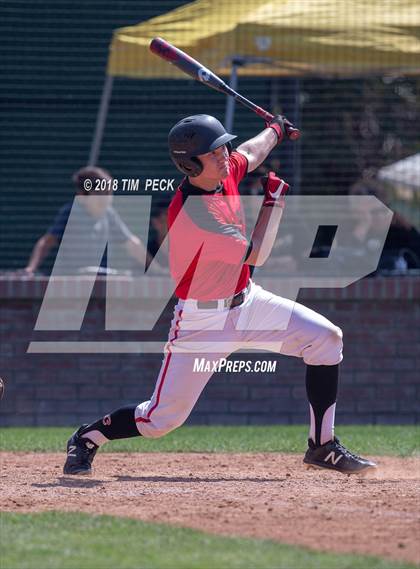 Thumbnail 2 in Servite vs. American Fork photogallery.