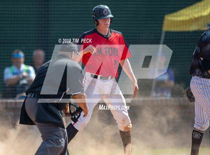 Thumbnail 2 in Servite vs. American Fork photogallery.