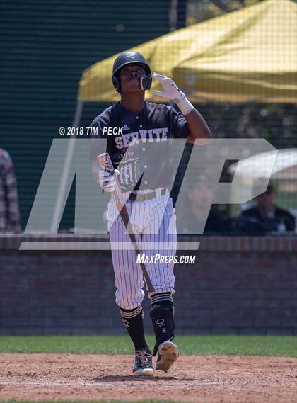 Thumbnail 2 in Servite vs. American Fork photogallery.