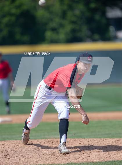 Thumbnail 2 in Servite vs. American Fork photogallery.