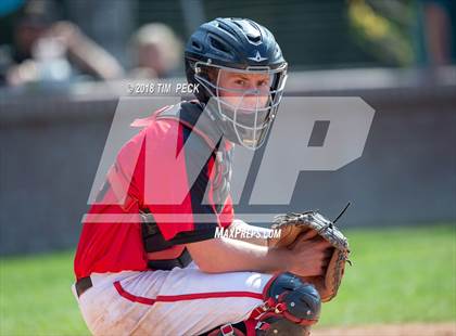 Thumbnail 2 in Servite vs. American Fork photogallery.