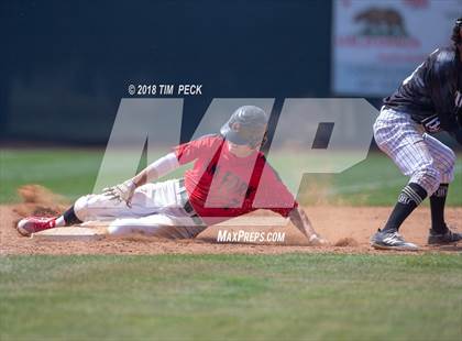 Thumbnail 2 in Servite vs. American Fork photogallery.