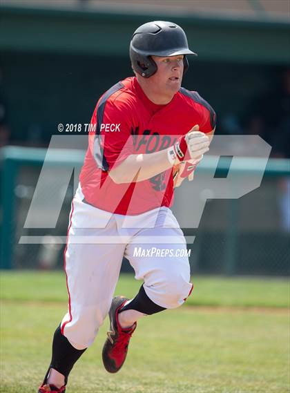 Thumbnail 3 in Servite vs. American Fork photogallery.
