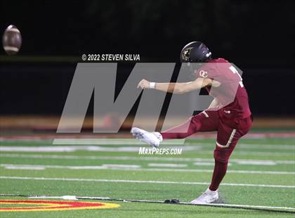 Thumbnail 1 in Oaks Christian vs. Regis Jesuit (Honor Bowl) photogallery.
