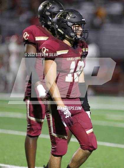 Thumbnail 1 in Oaks Christian vs. Regis Jesuit (Honor Bowl) photogallery.