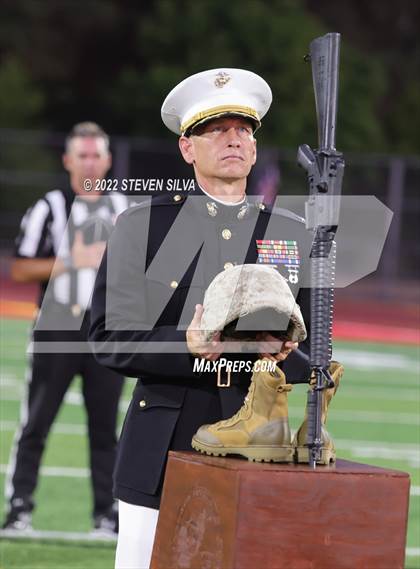 Thumbnail 1 in Oaks Christian vs. Regis Jesuit (Honor Bowl) photogallery.
