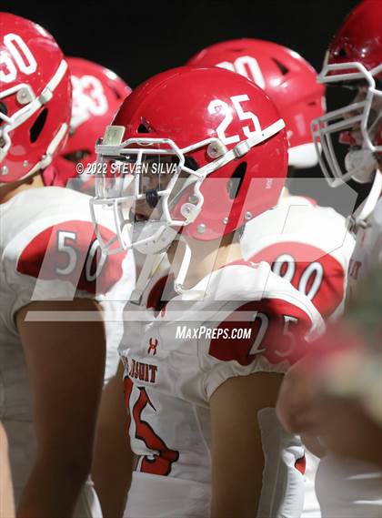 Thumbnail 2 in Oaks Christian vs. Regis Jesuit (Honor Bowl) photogallery.