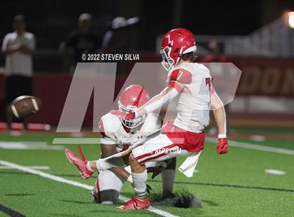 Thumbnail 3 in Oaks Christian vs. Regis Jesuit (Honor Bowl) photogallery.