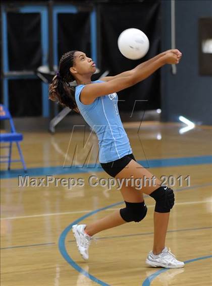 Thumbnail 1 in Foothill @ Center photogallery.