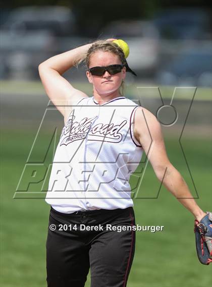 Thumbnail 3 in Berthoud vs. Sterling (Spartans Invitational) photogallery.