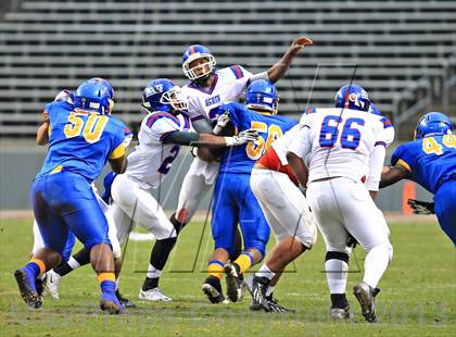 Thumbnail 2 in Dudley vs. Scotland (NCHSAA 4A Final) photogallery.