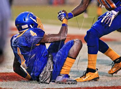 Thumbnail 3 in Dudley vs. Scotland (NCHSAA 4A Final) photogallery.