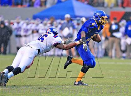Thumbnail 1 in Dudley vs. Scotland (NCHSAA 4A Final) photogallery.