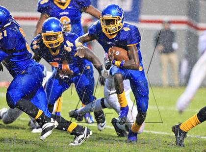 Thumbnail 2 in Dudley vs. Scotland (NCHSAA 4A Final) photogallery.
