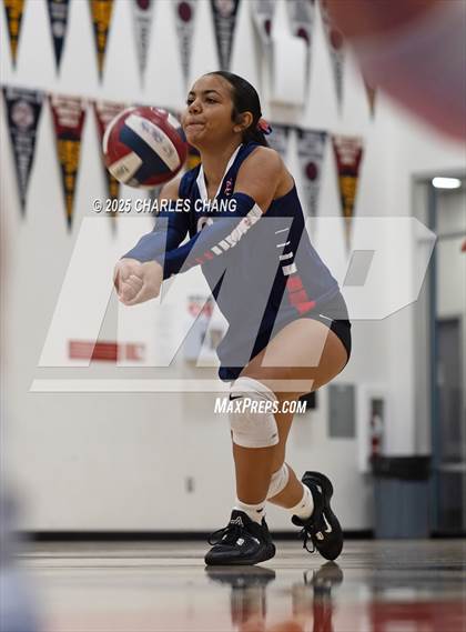 Thumbnail 1 in JV: Rancho Cotate vs. San Rafael (NorCal Invitational) photogallery.