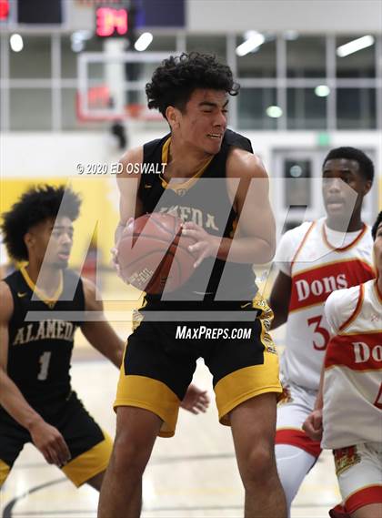 Thumbnail 1 in De Anza vs Alameda (CIF NCS D2 Final) photogallery.