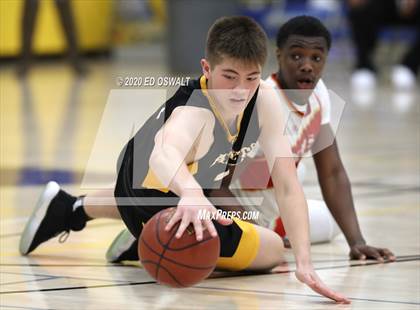 Thumbnail 2 in De Anza vs Alameda (CIF NCS D2 Final) photogallery.